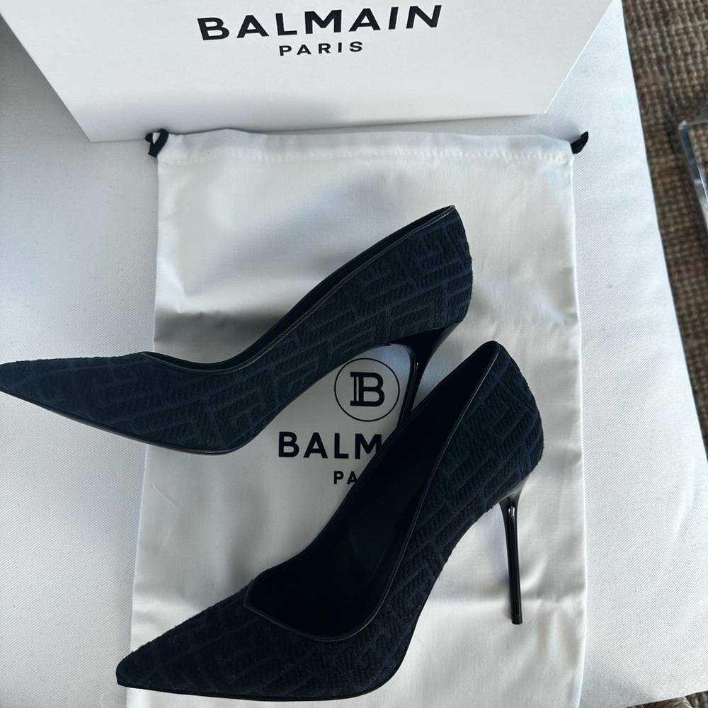Balmain Monogram-Jacquard Pointed Pump Heels - Black & Navy Pattern (39.5 women)
